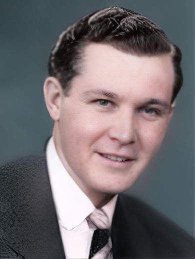 Click or Tap to Enlarge Keith Irving MacFARLAND, LT (jg)-Lieutenant (junior grade)